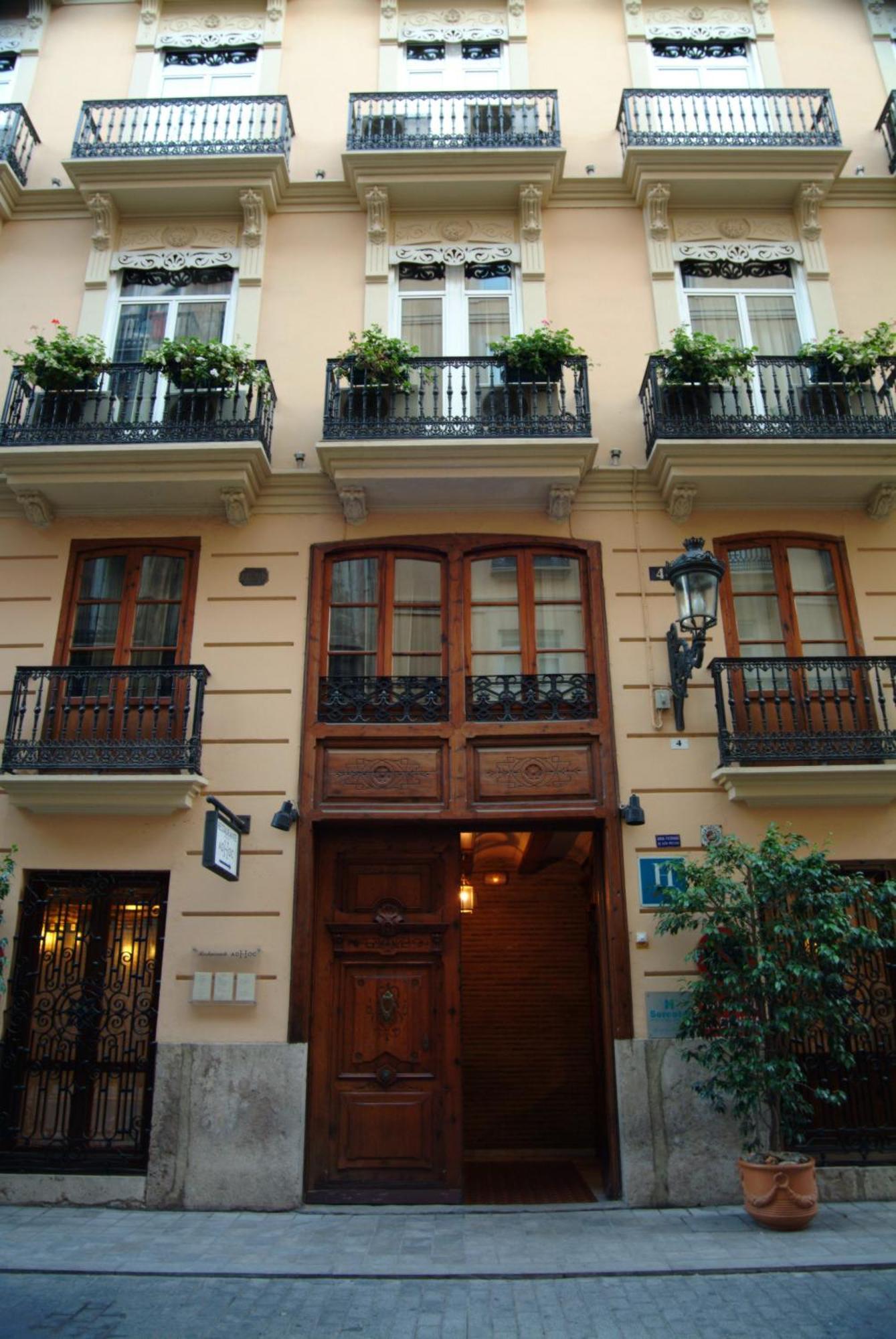 Hotel Ad Hoc Monumental 1881 Valenza